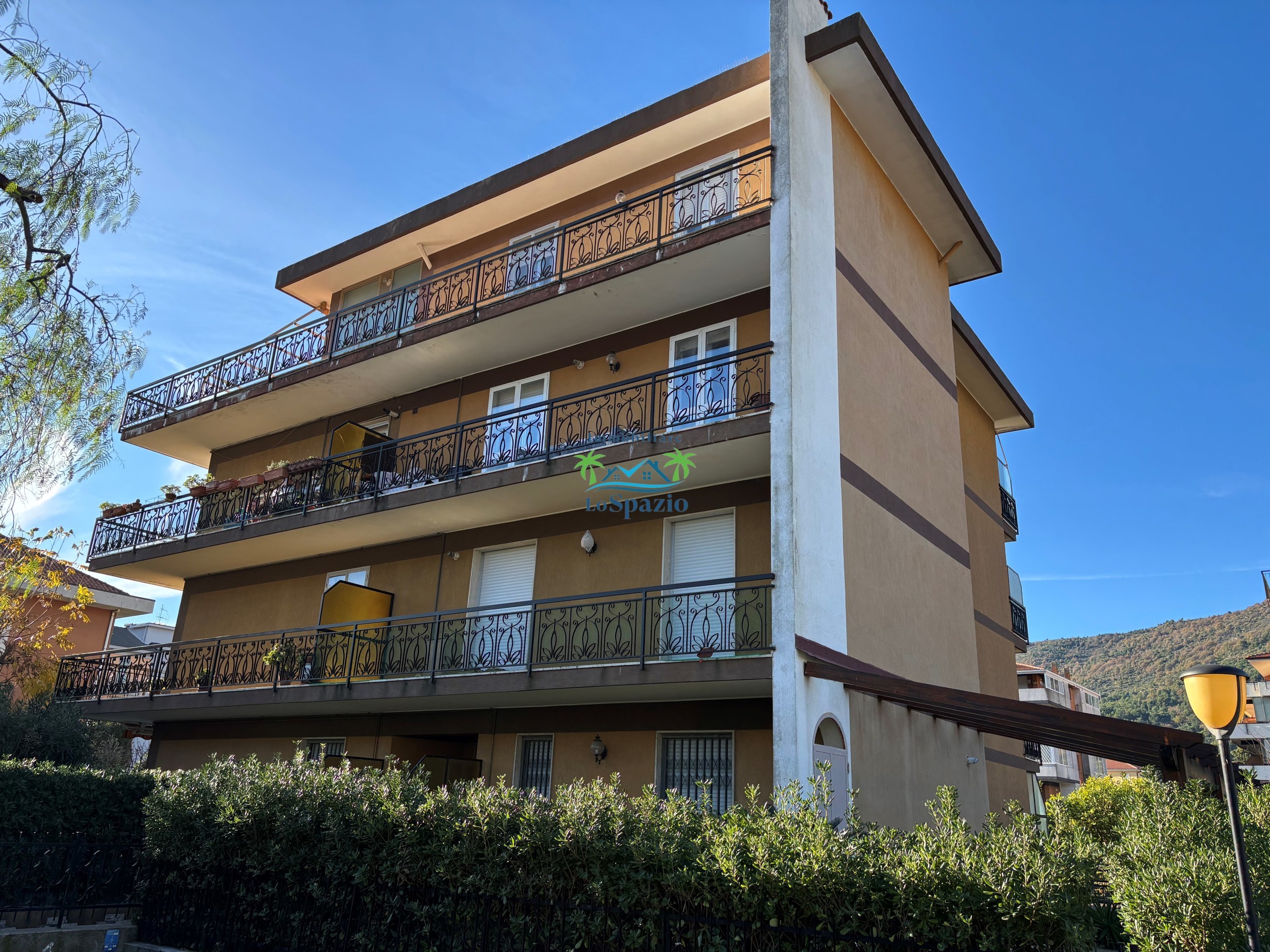 Bilocale in vendita in via san lazzaro, Andora