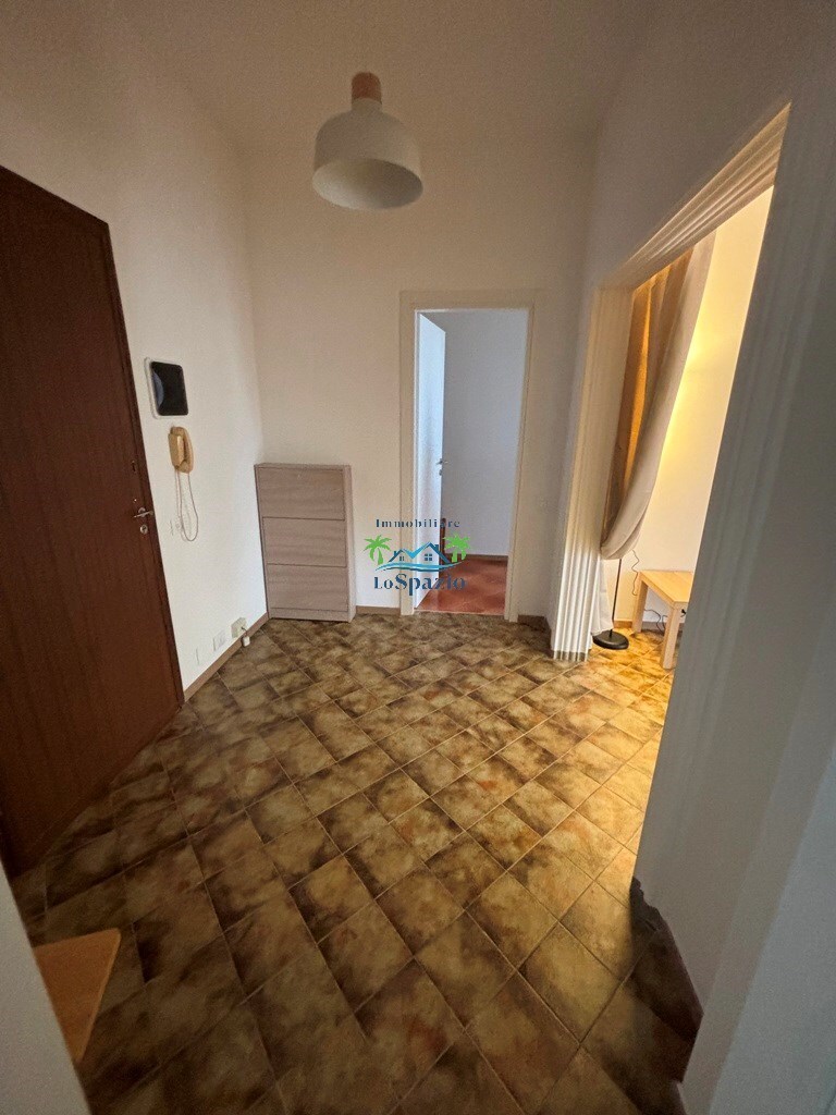 Trilocale vista mare in via marco polo 7, Andora