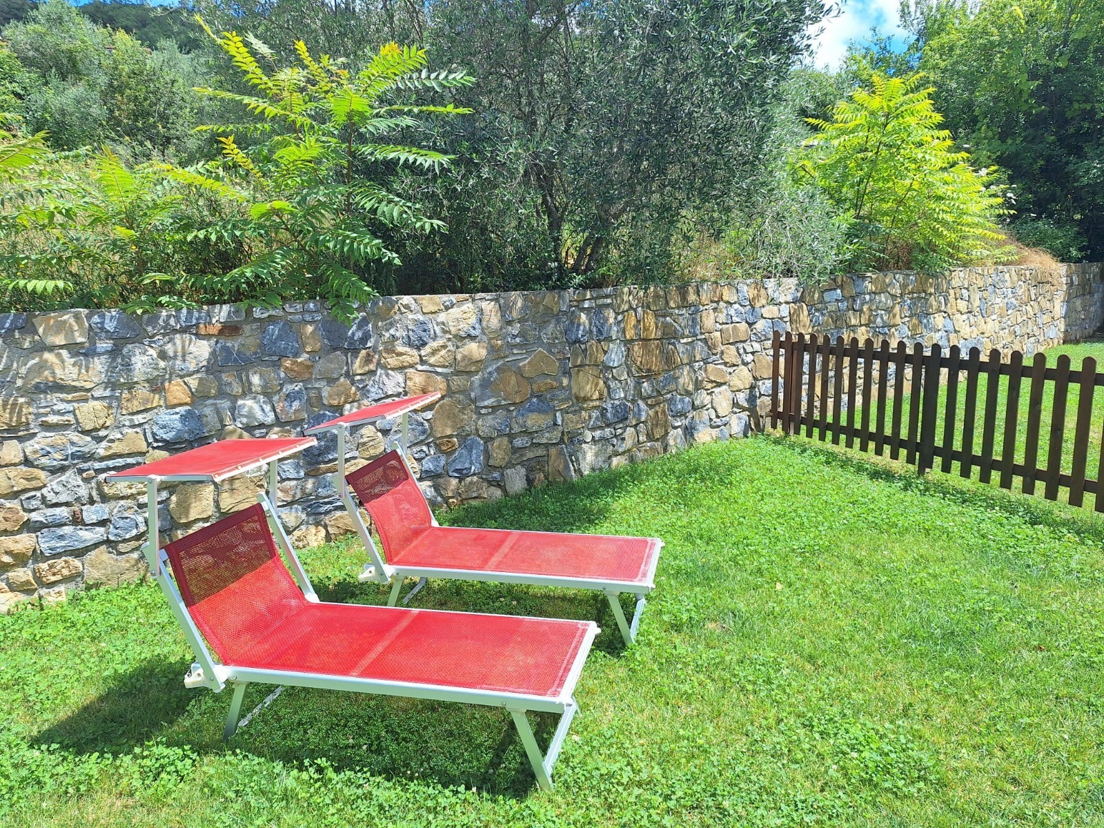 Trilocale con giardino a Villanova d'Albenga