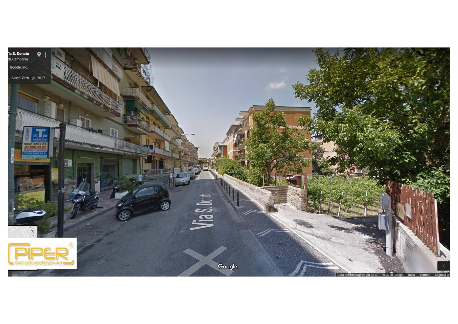 Locale commerciale in vendita a Napoli, Pianura