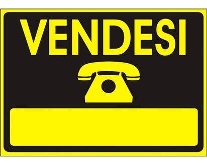 Locale commerciale in vendita a Jesolo, Piazza Marconi