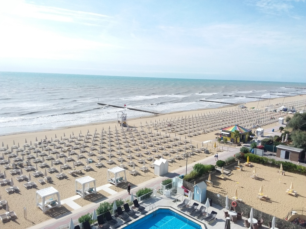 Appartamento in vendita a Jesolo, Piazza Nember