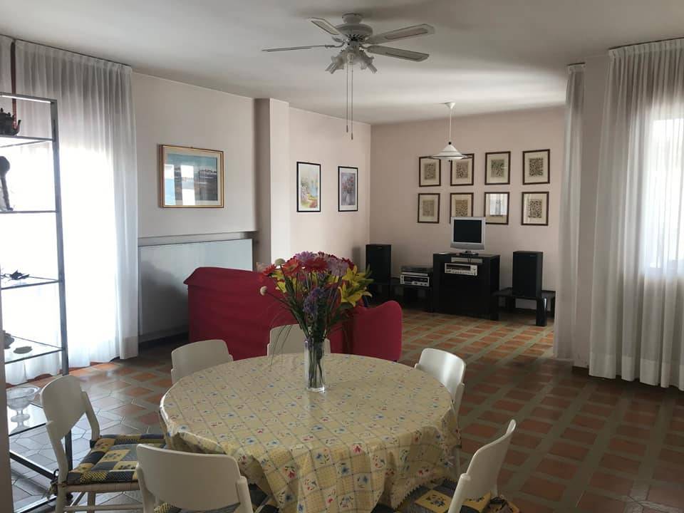 Attico in vendita a Jesolo, Piazza Trieste