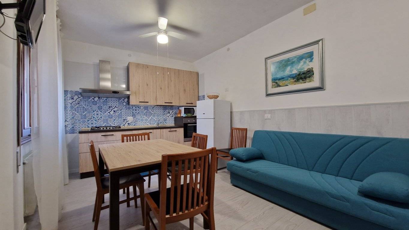 Casa porzione in vendita a Jesolo, Piazza Mazzini