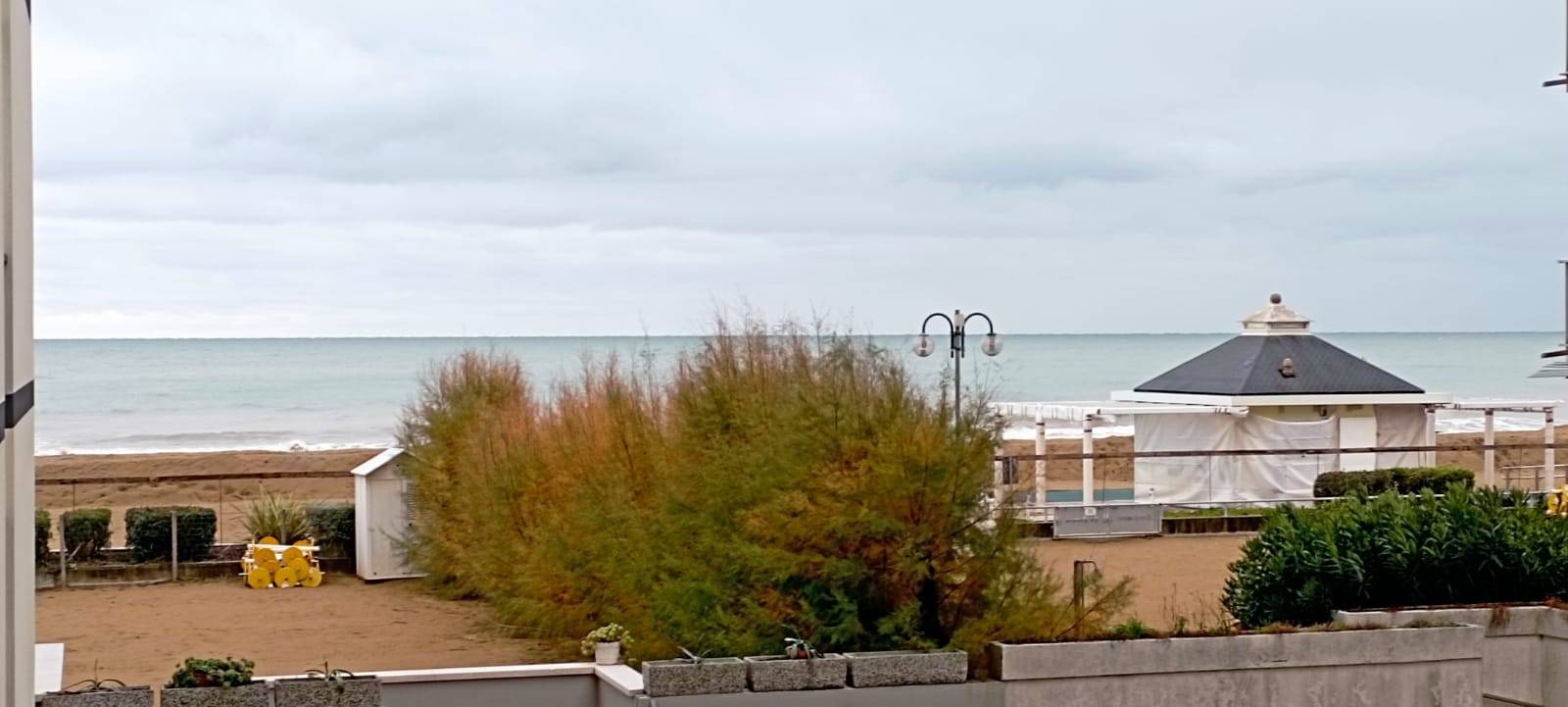 Lato mare in vendita a Jesolo