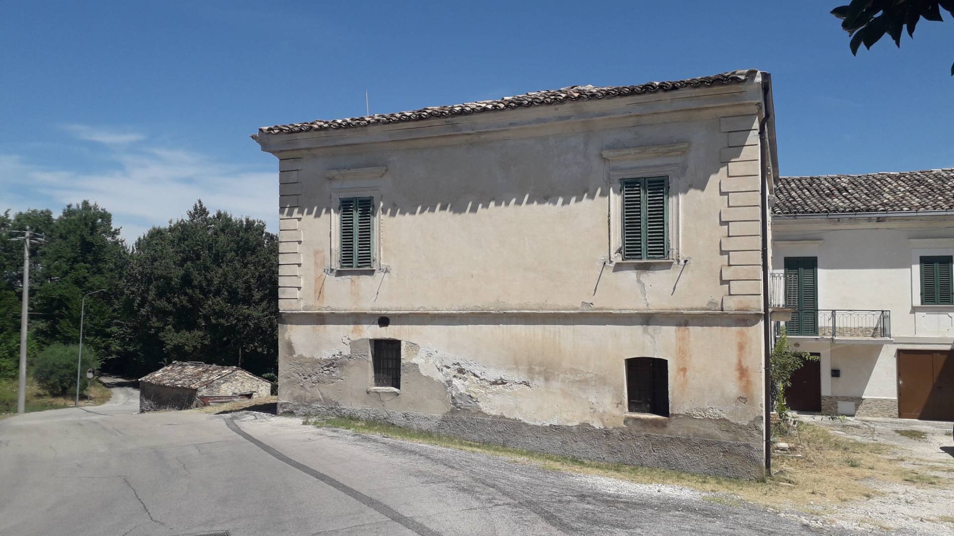 Casa indipendente da ristrutturare a Roccamontepiano