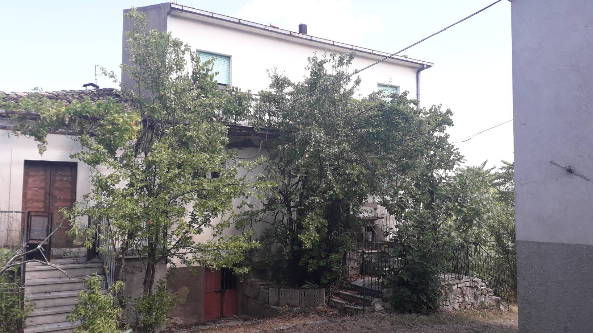 Casolare in vendita a Roccamontepiano