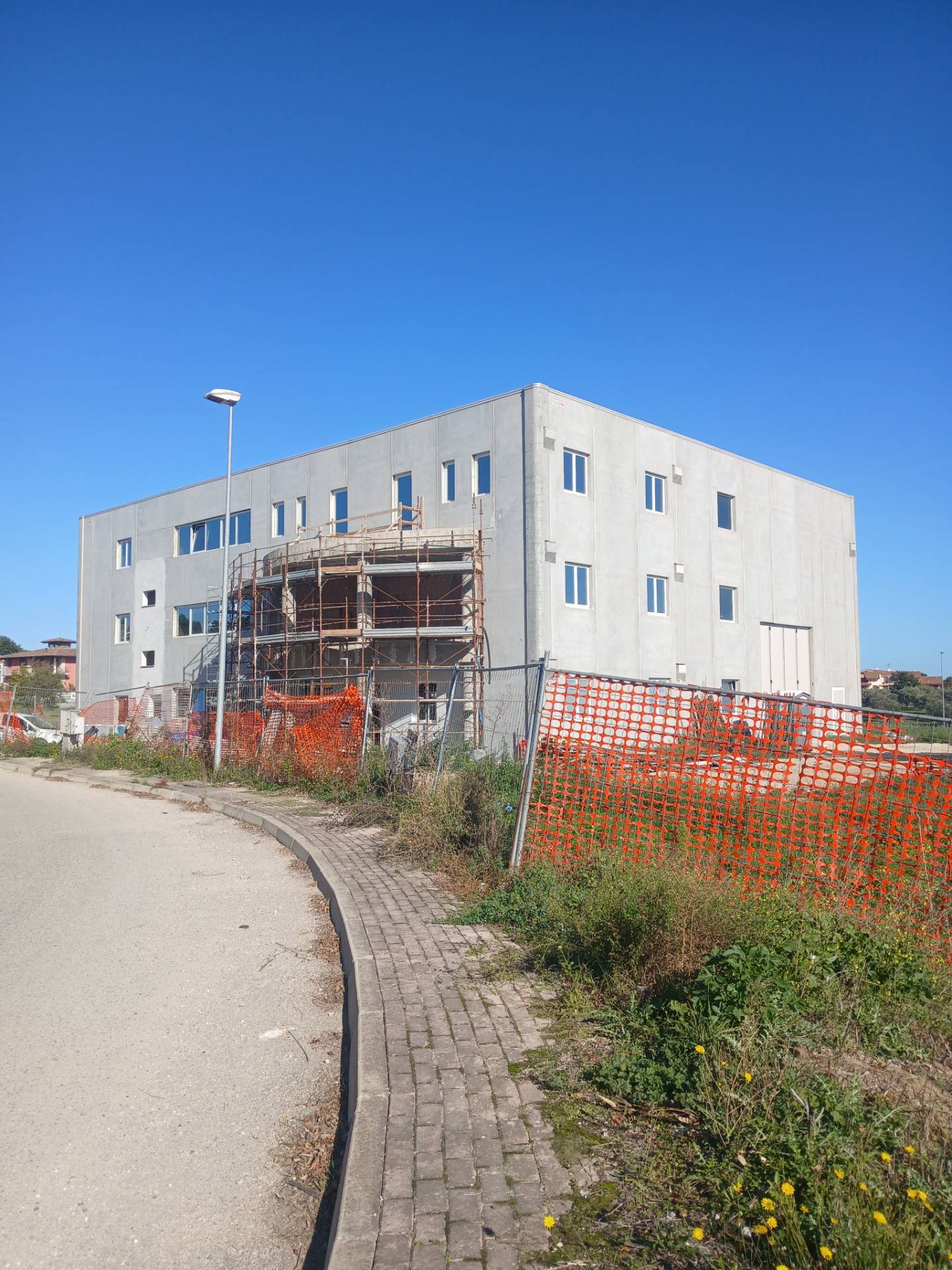 Studio/Ufficio in affitto a Pianella, CERRATINA