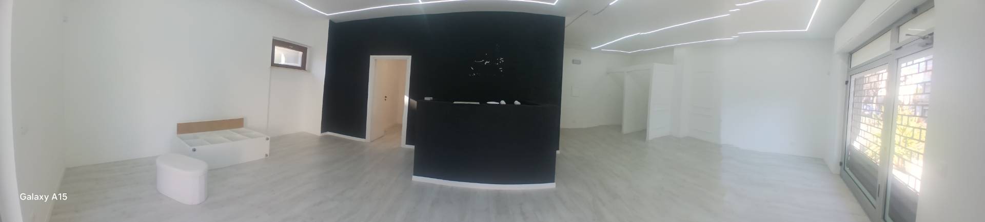 Locale commerciale in affitto a Chieti, Scalo