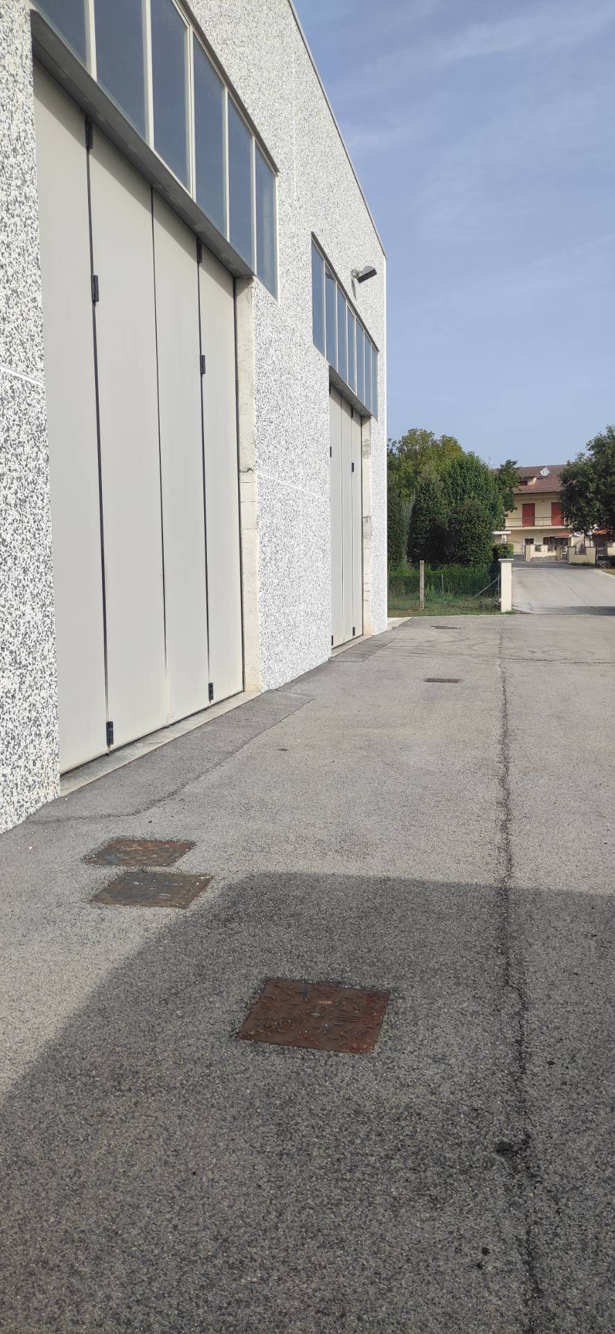 Capannone in affitto a Rosciano, Villa Oliveti