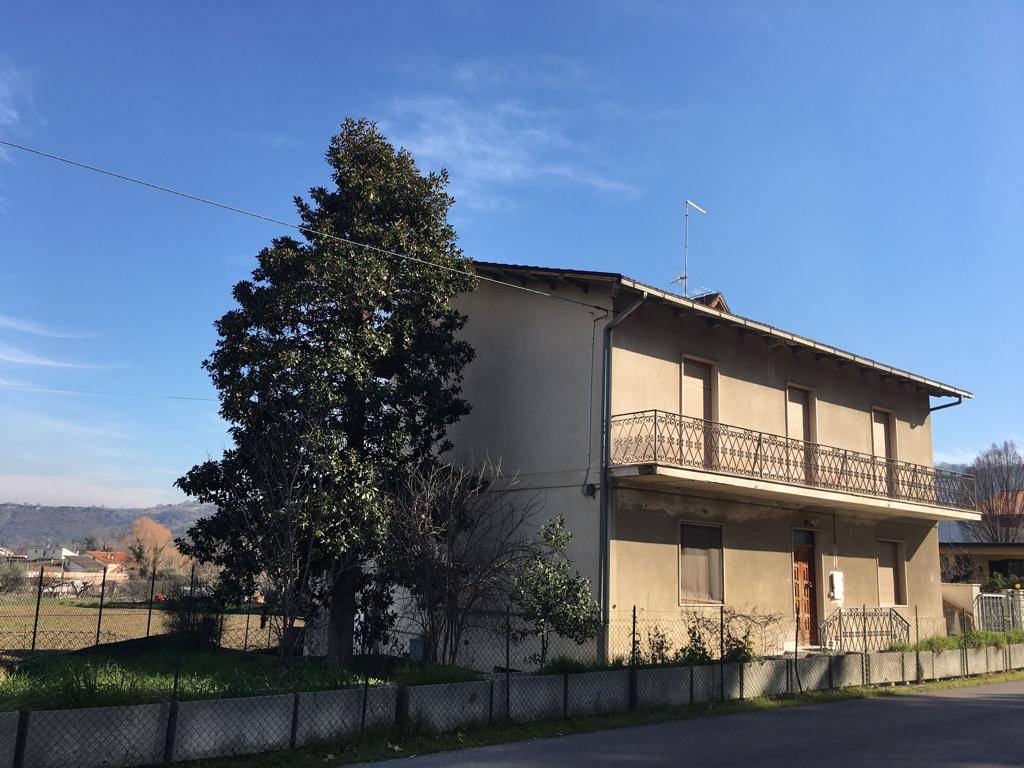 Casa singola in vendita a Alanno