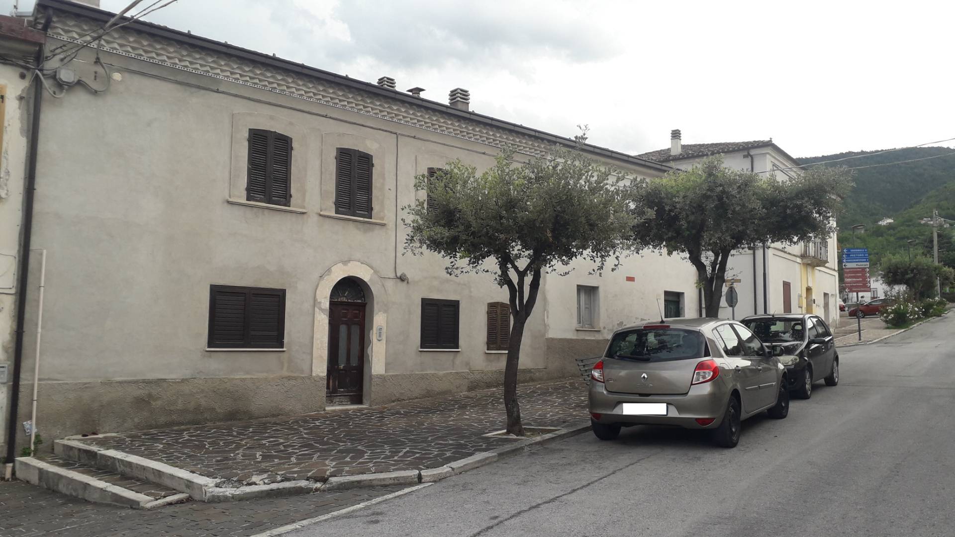 Porzione di casa singola in vendita a Serramonacesca