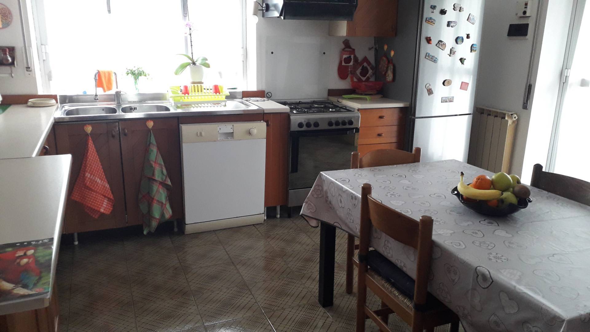 Porzione di bifamiliare in vendita a Alanno, Alanno Scalo