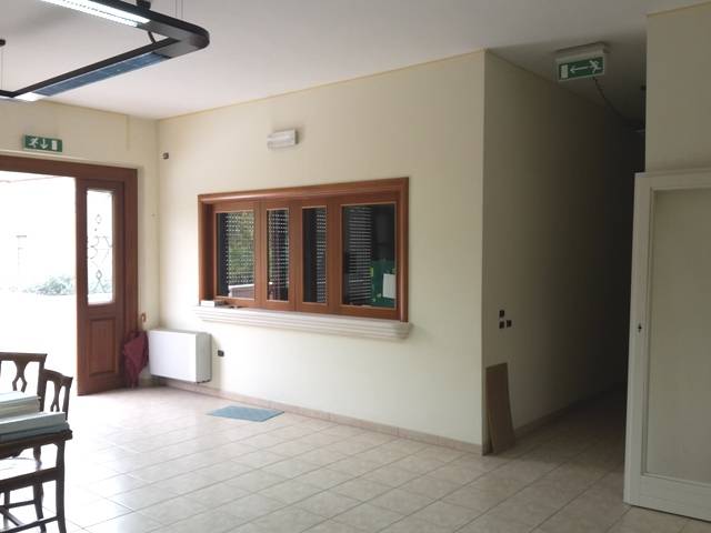 Capannone in vendita a Manoppello, Manoppello Scalo