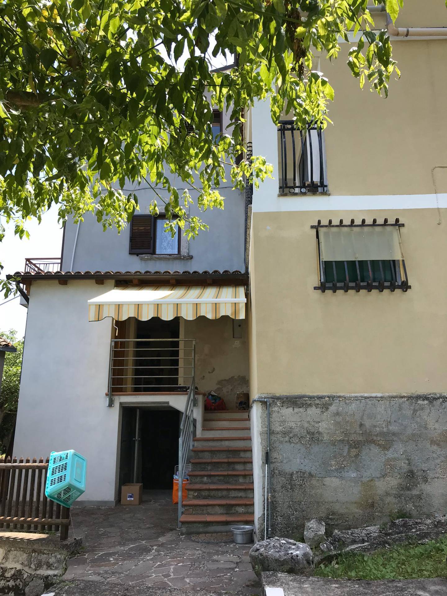 Porzione di casa singola in vendita a Serramonacesca