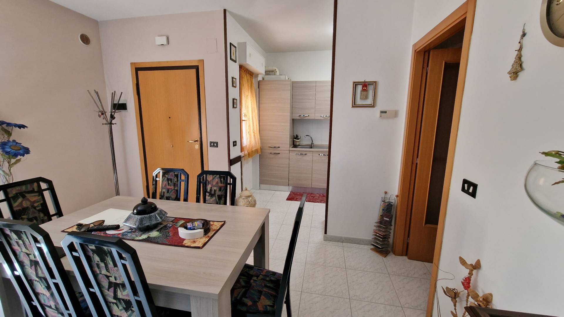 Appartamento in vendita a Manoppello, Manoppello Scalo