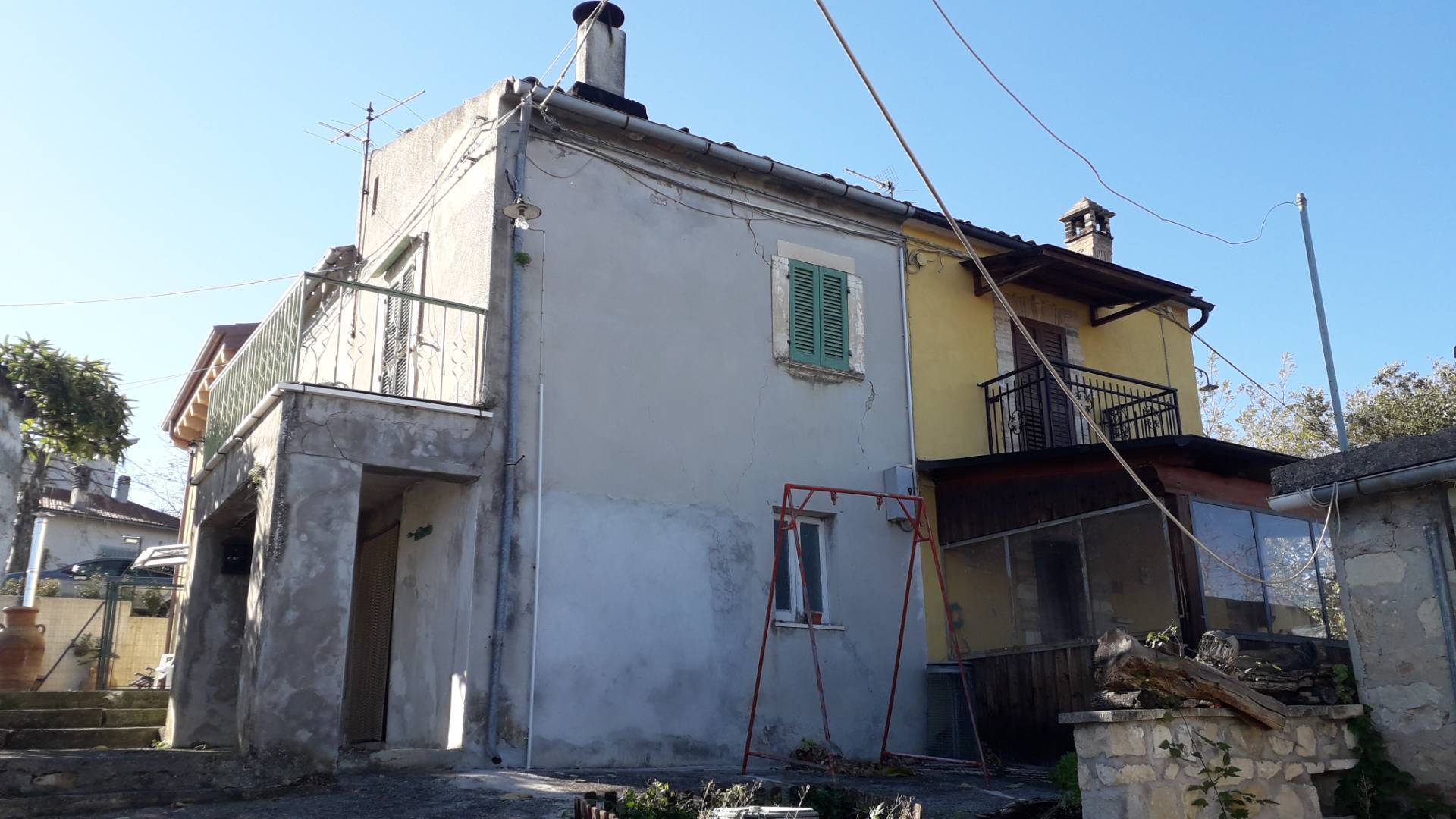 Porzione di casa singola in vendita a Serramonacesca