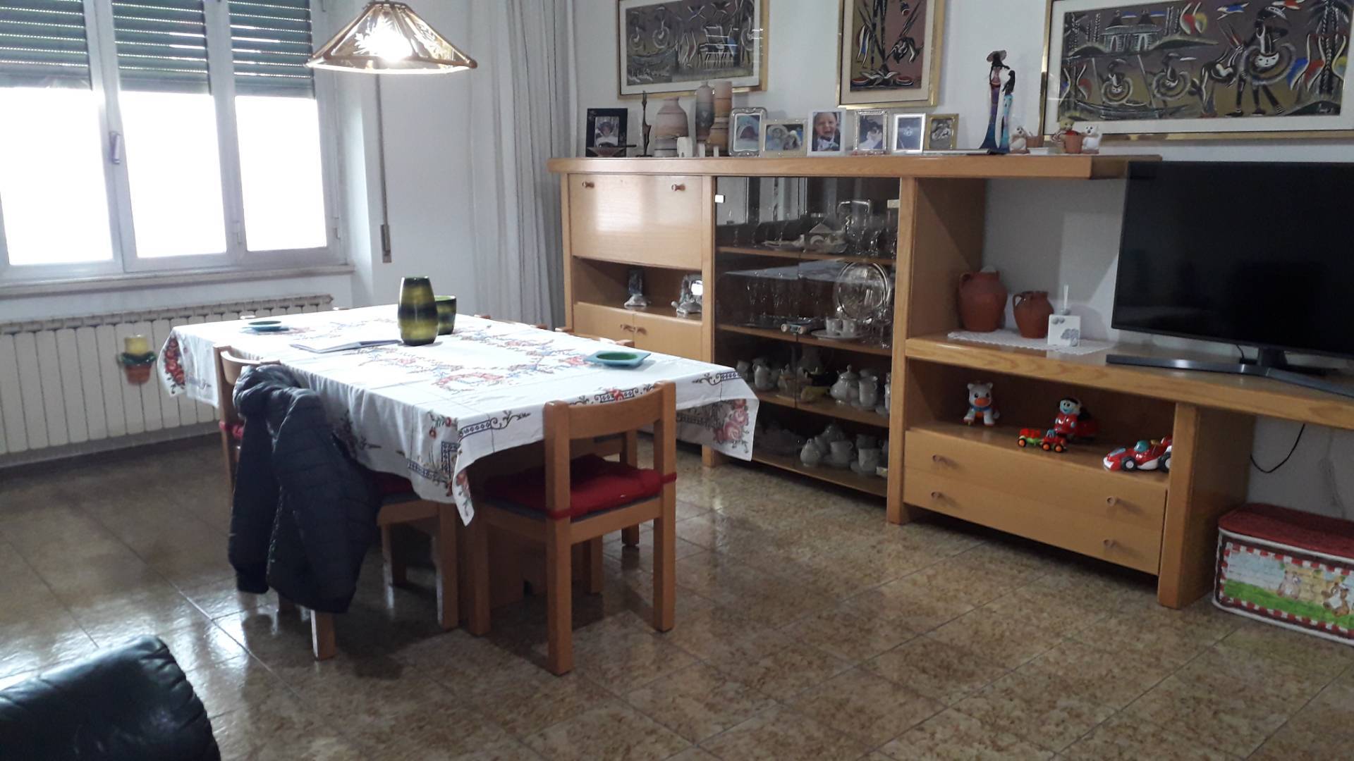 Porzione di bifamiliare in vendita a Alanno, Alanno Scalo