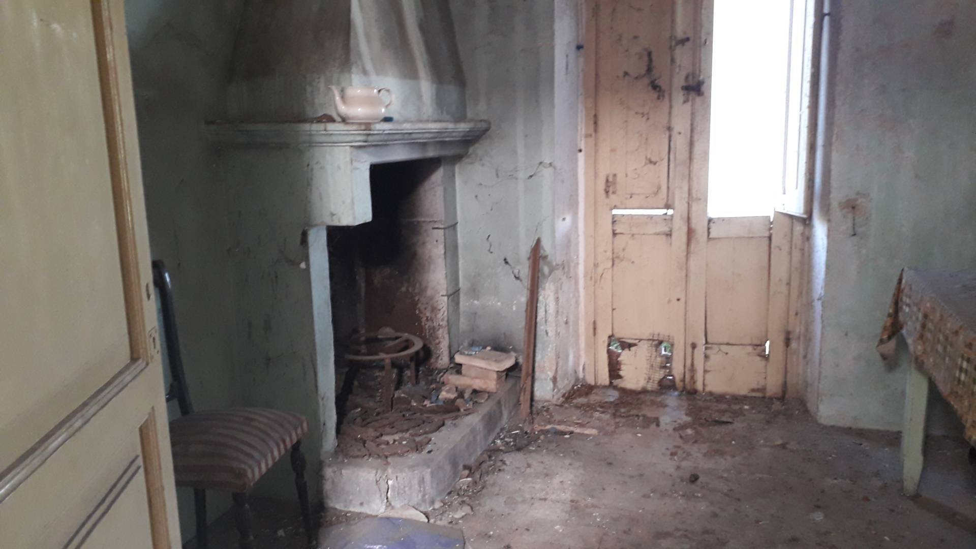 Casa singola in vendita a Serramonacesca