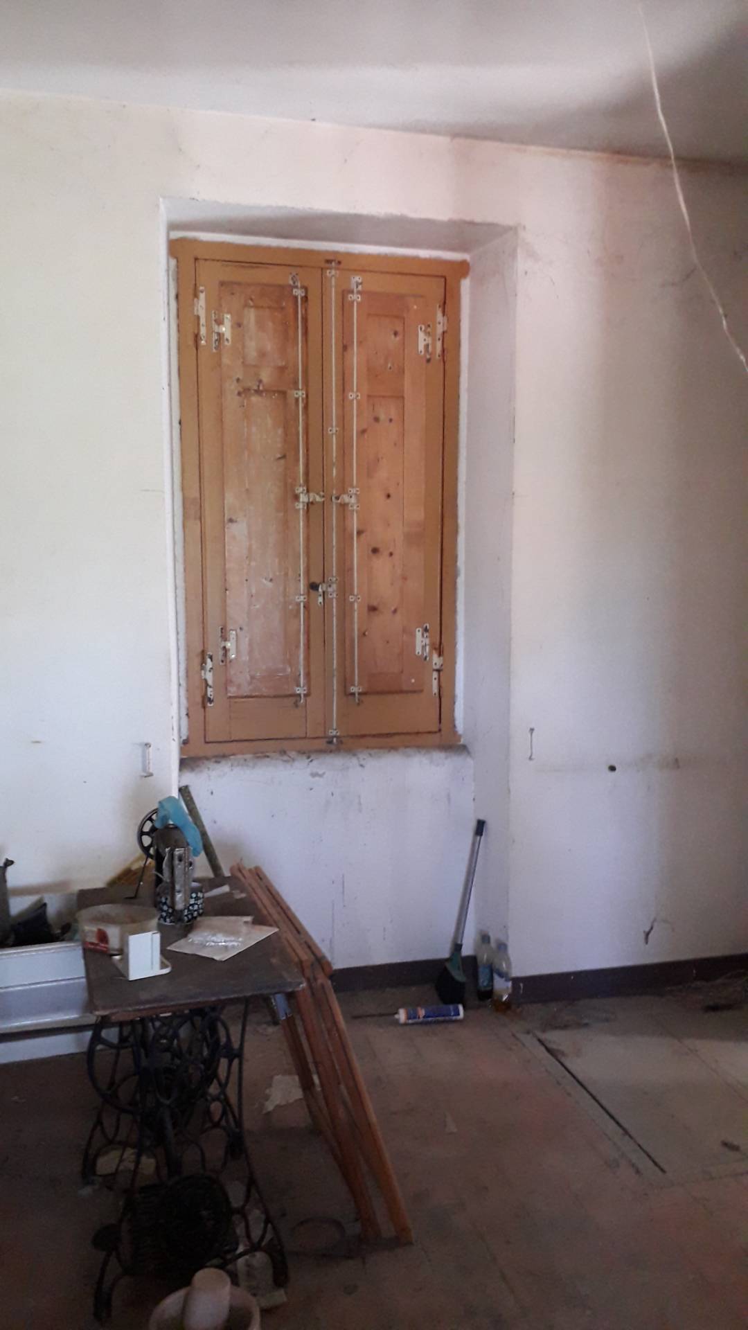 Casa singola in vendita a Serramonacesca