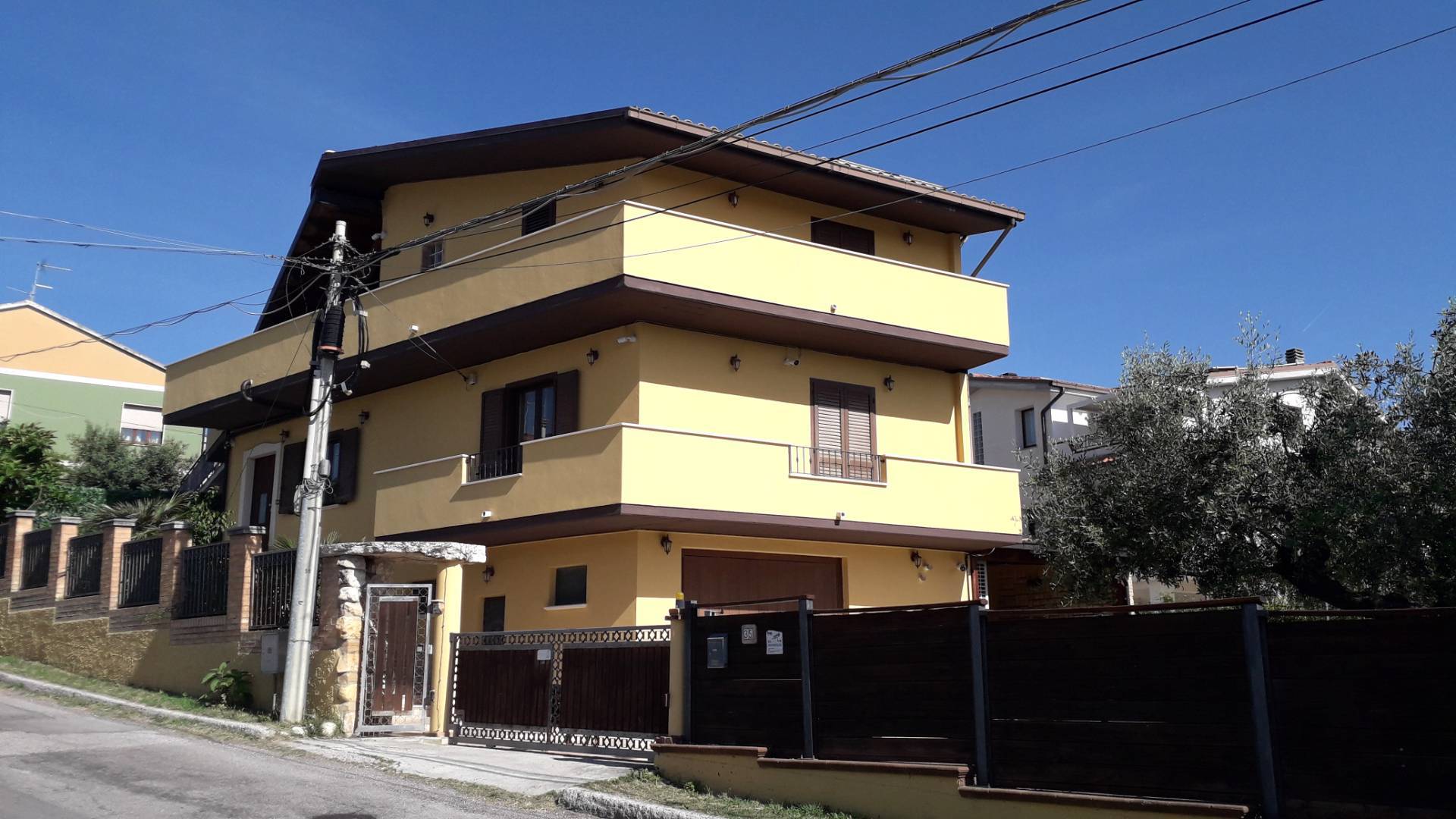 Villa in vendita a Casalincontrada