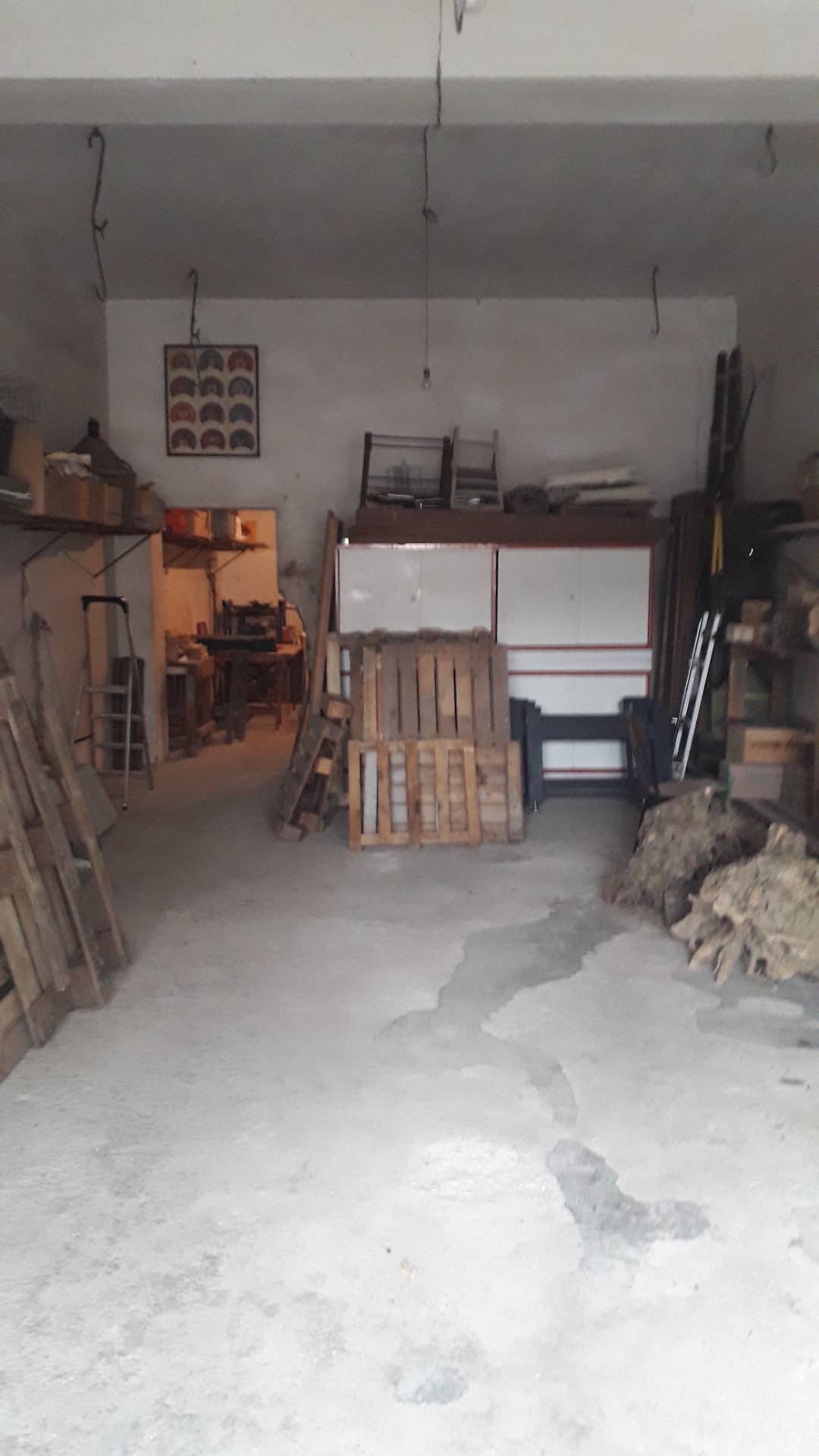 Locale commerciale in vendita a Scafa