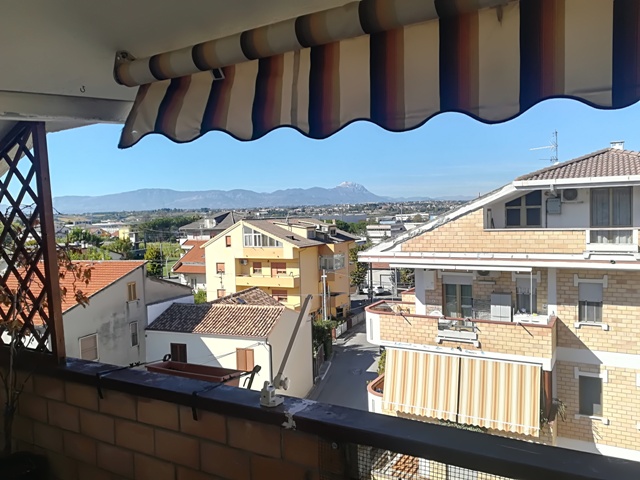 Appartamento Mansardato in affitto a Chieti, Scalo - Universit