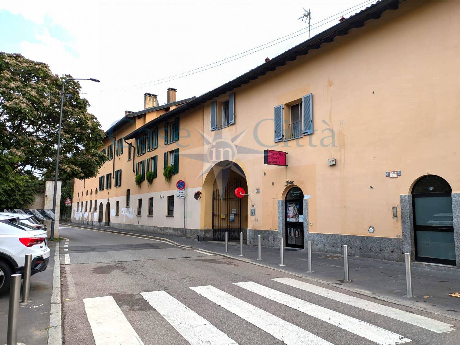 Casa semi indipendente in vendita a Milano, Trenno
