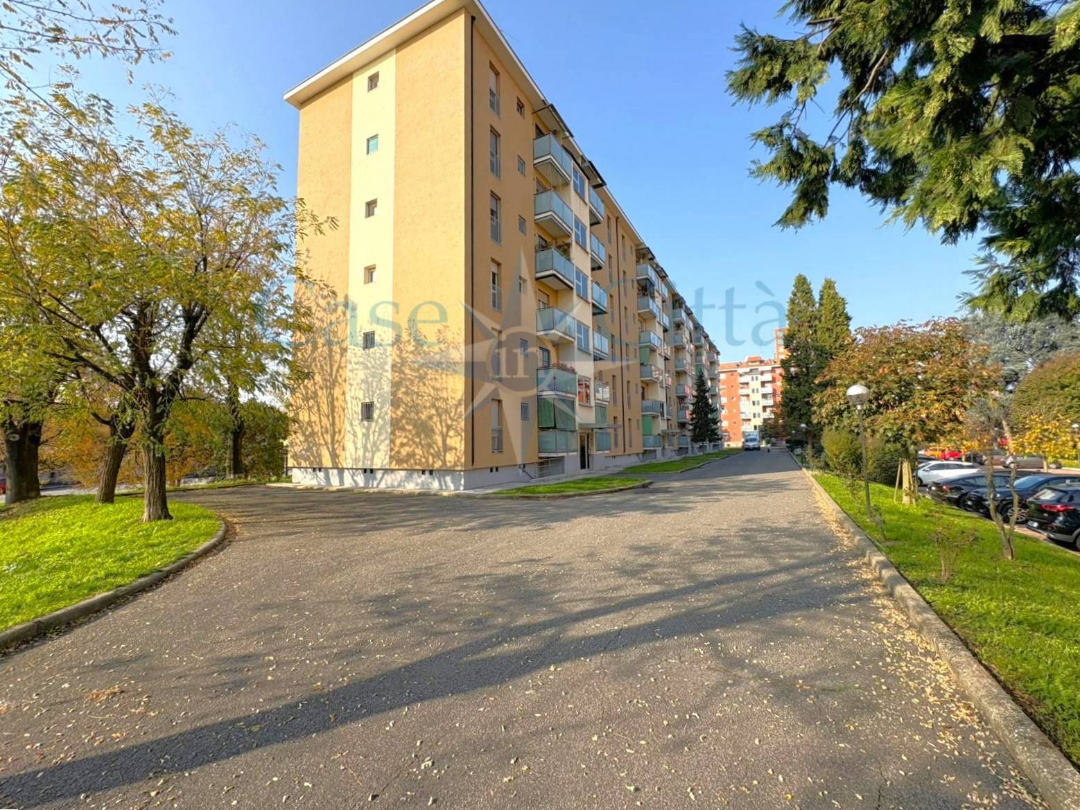 Appartamento in vendita a Milano, Bonola