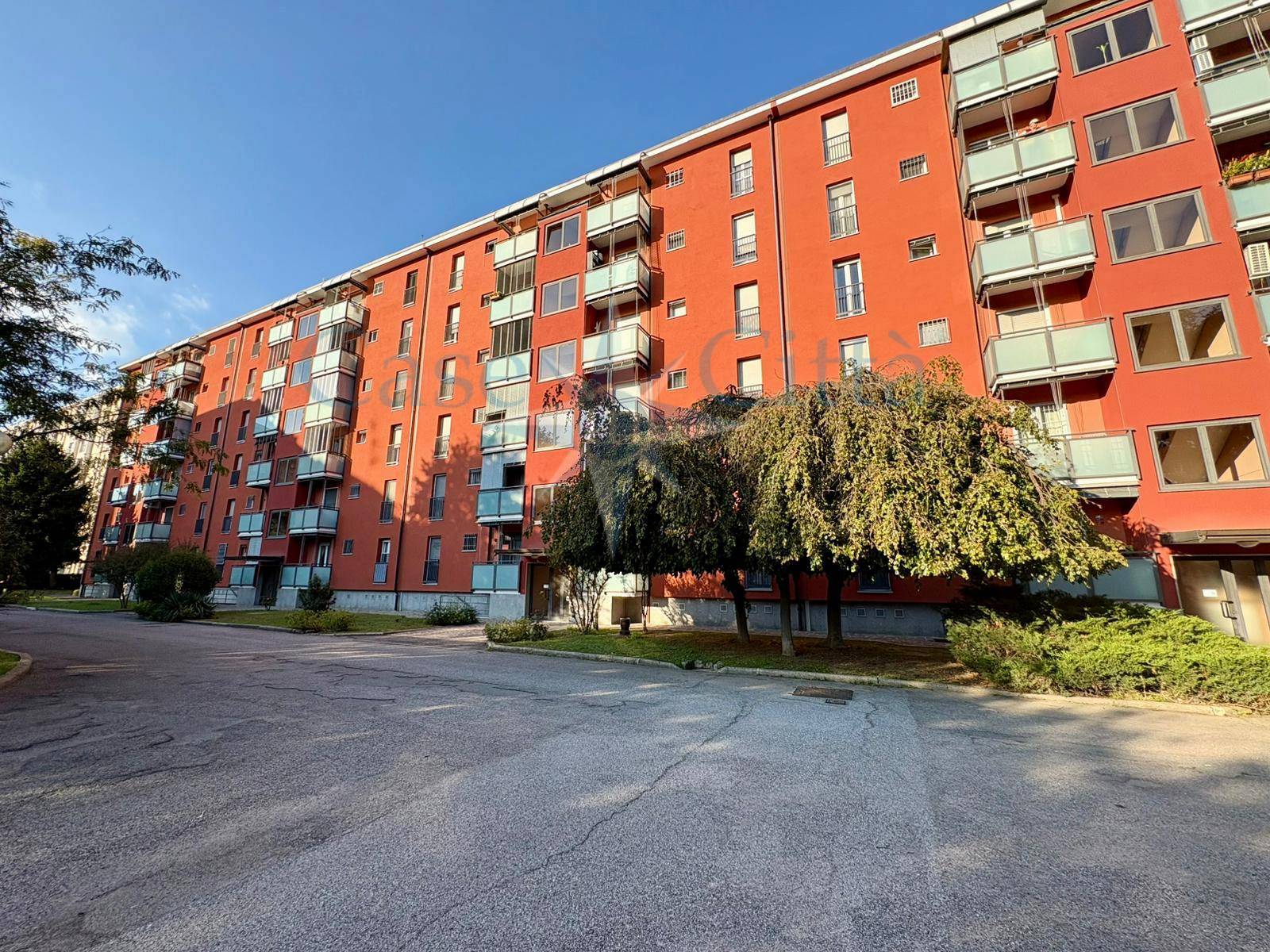 Appartamento in vendita a Milano, Bonola