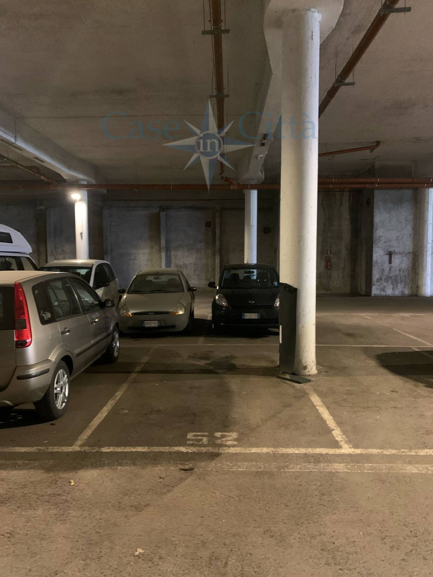 Posto auto coperto in vendita a Milano, Gallaratese