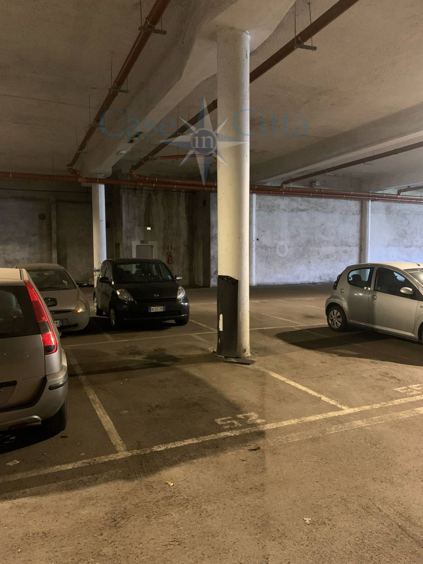 Posto auto coperto in vendita a Milano, Gallaratese
