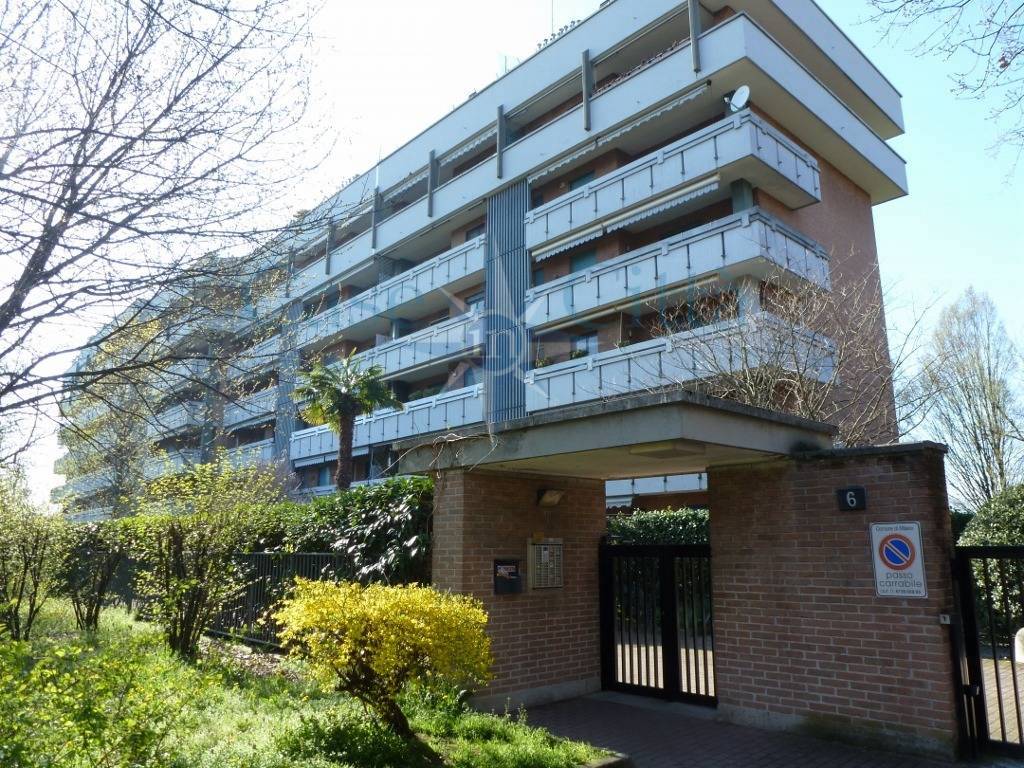 Appartamento in vendita a Milano, Trenno