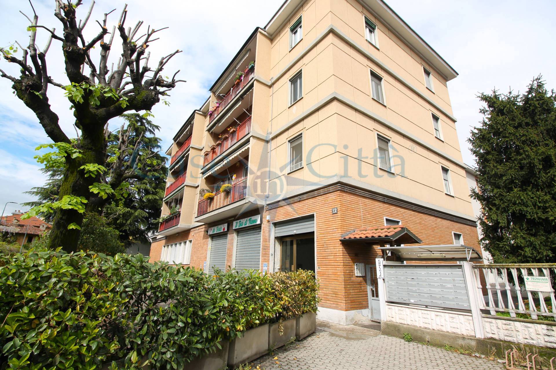 Appartamento in vendita a Milano, Trenno