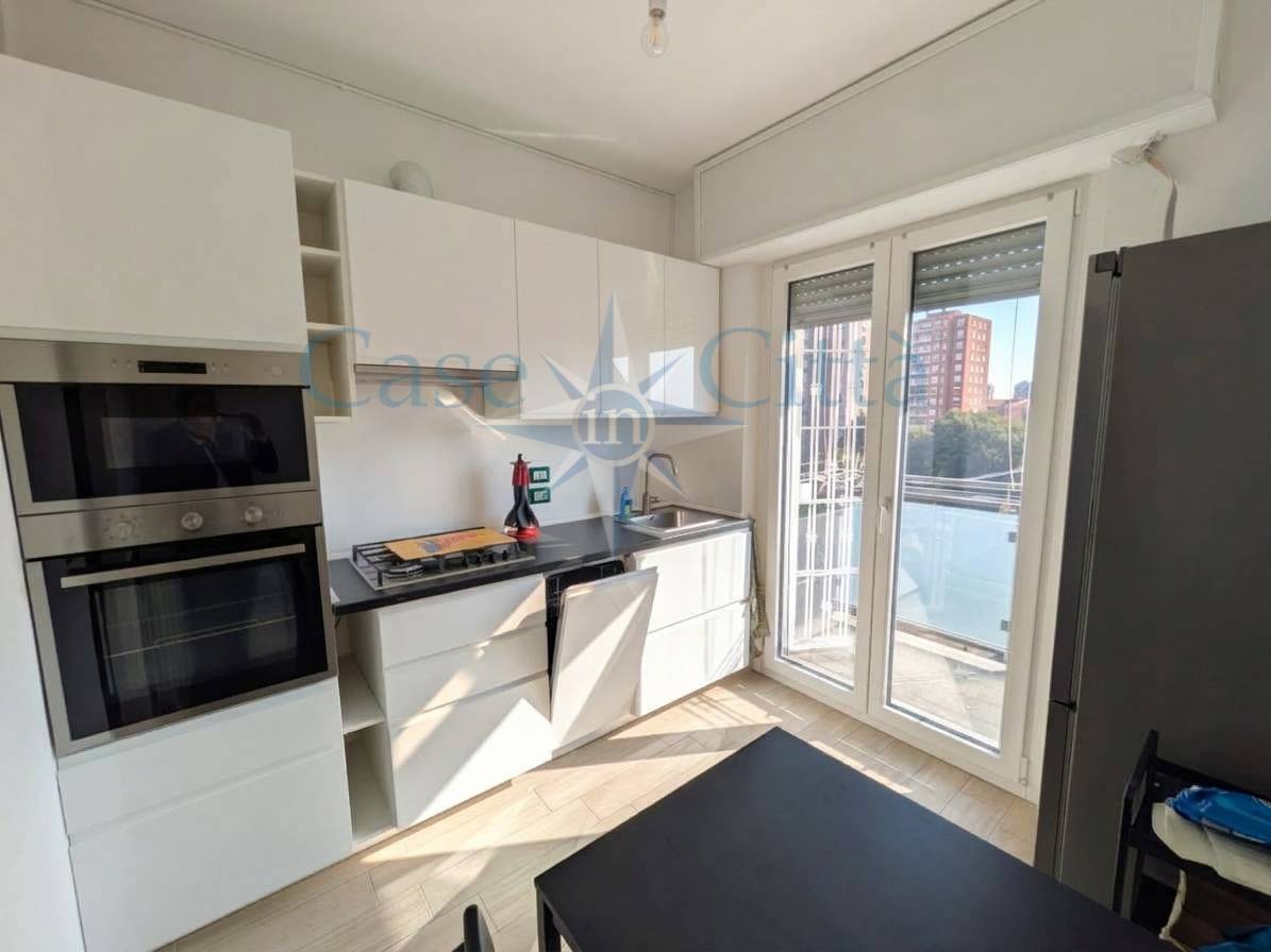 Appartamento in vendita a Milano, Bonola