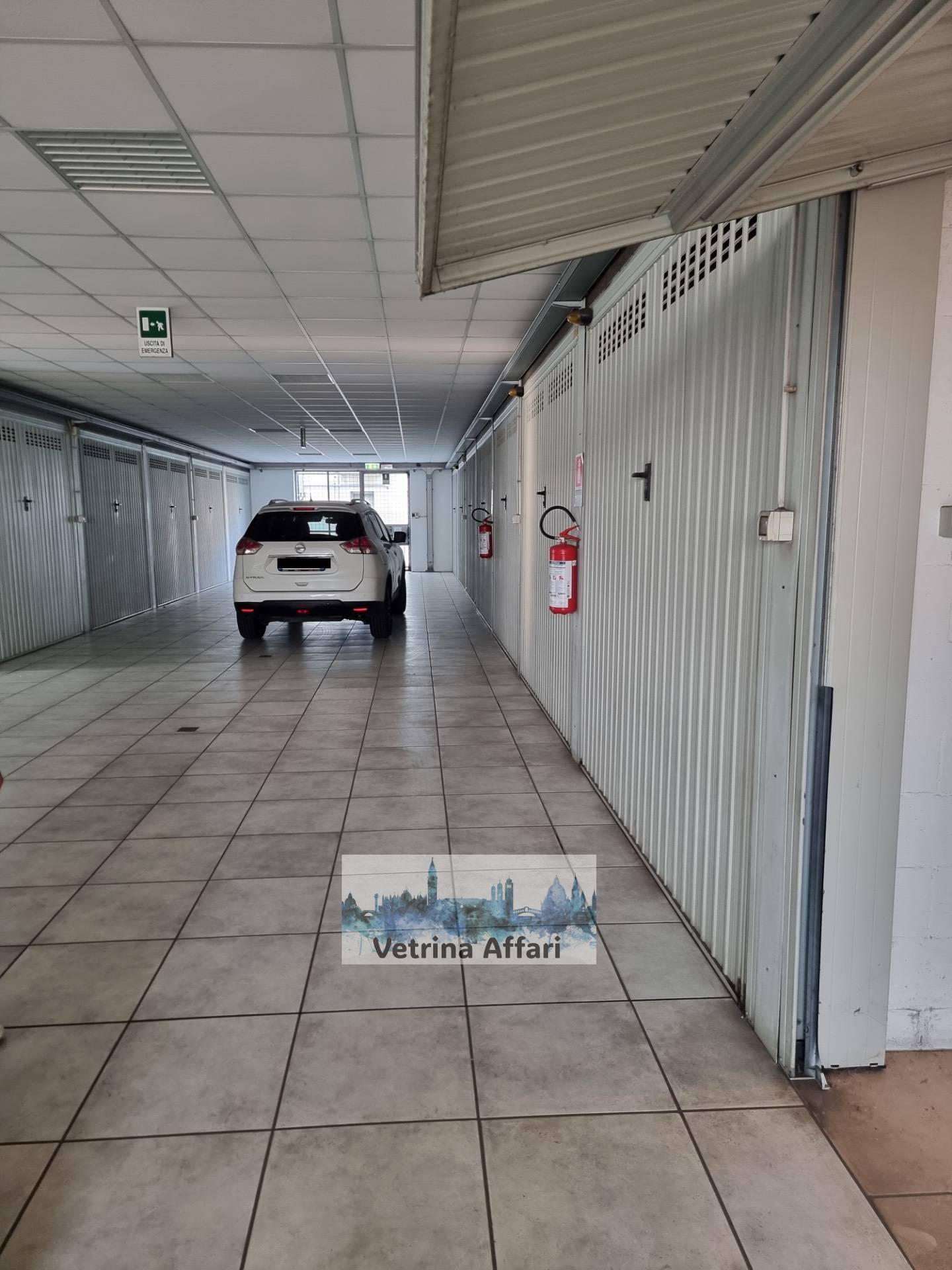 Box o garage in vendita a Venezia, Mestre