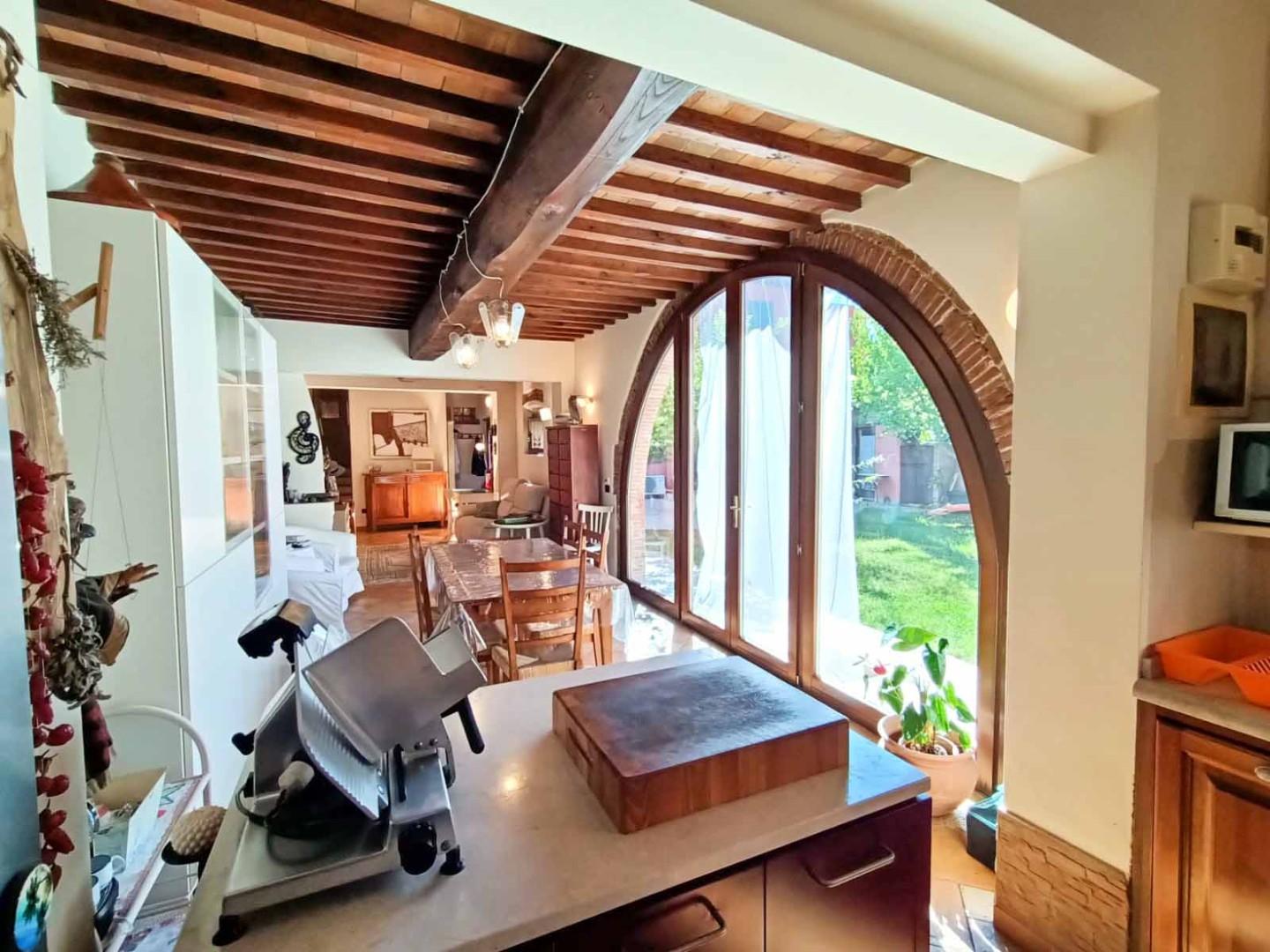 Casa indipendente con giardino, Pisa putignano no