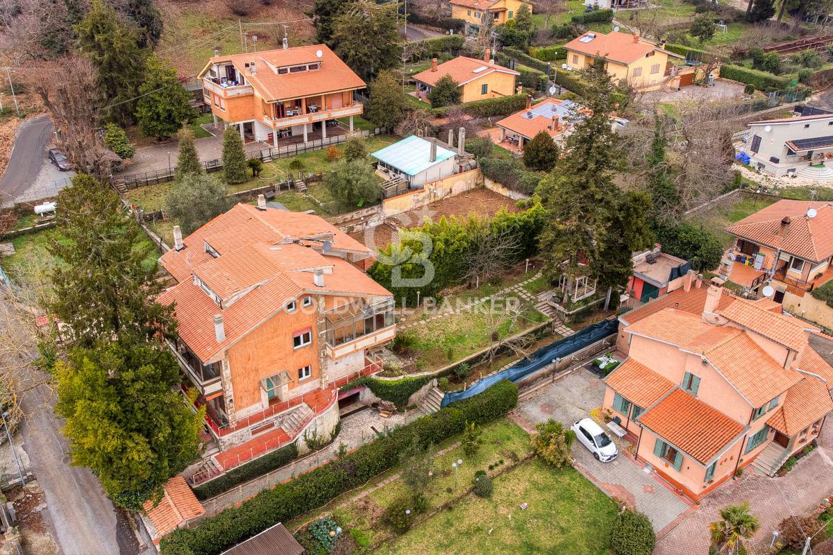 Bifamiliare in vendita a Nemi, Parco dei Lecci