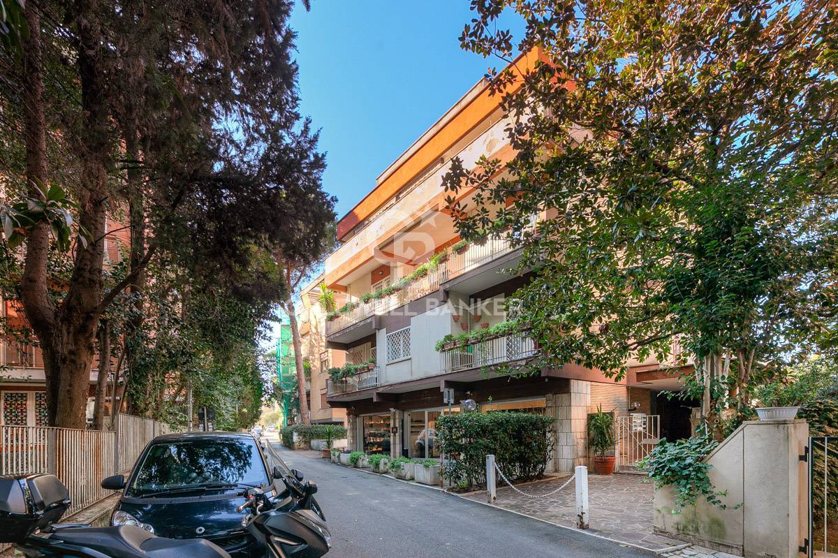 Appartamento in vendita a Roma, Cortina d'Ampezzo