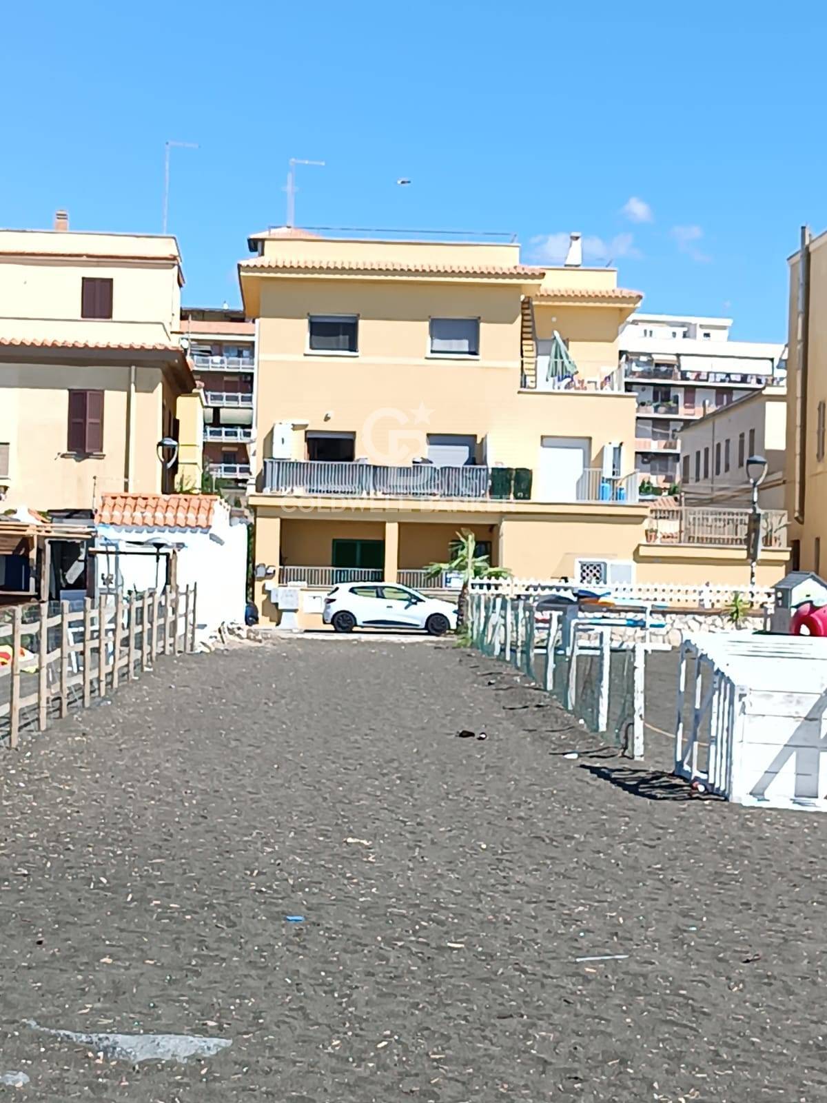 Appartamento in vendita a Ladispoli