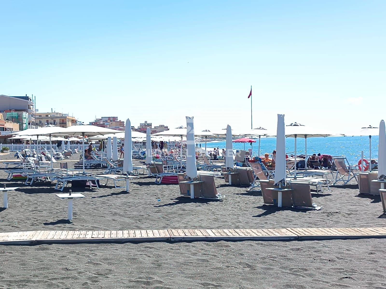 Appartamento in vendita a Ladispoli