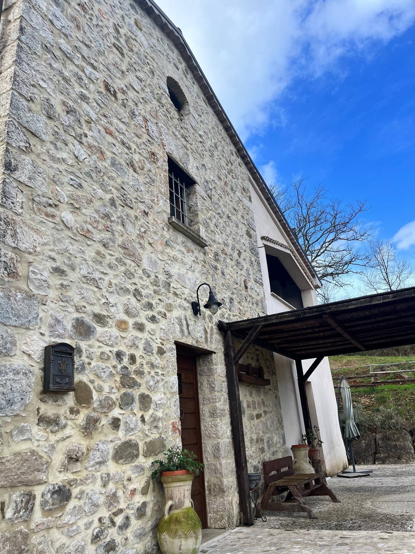 Casale in vendita a Pastena, Grotte