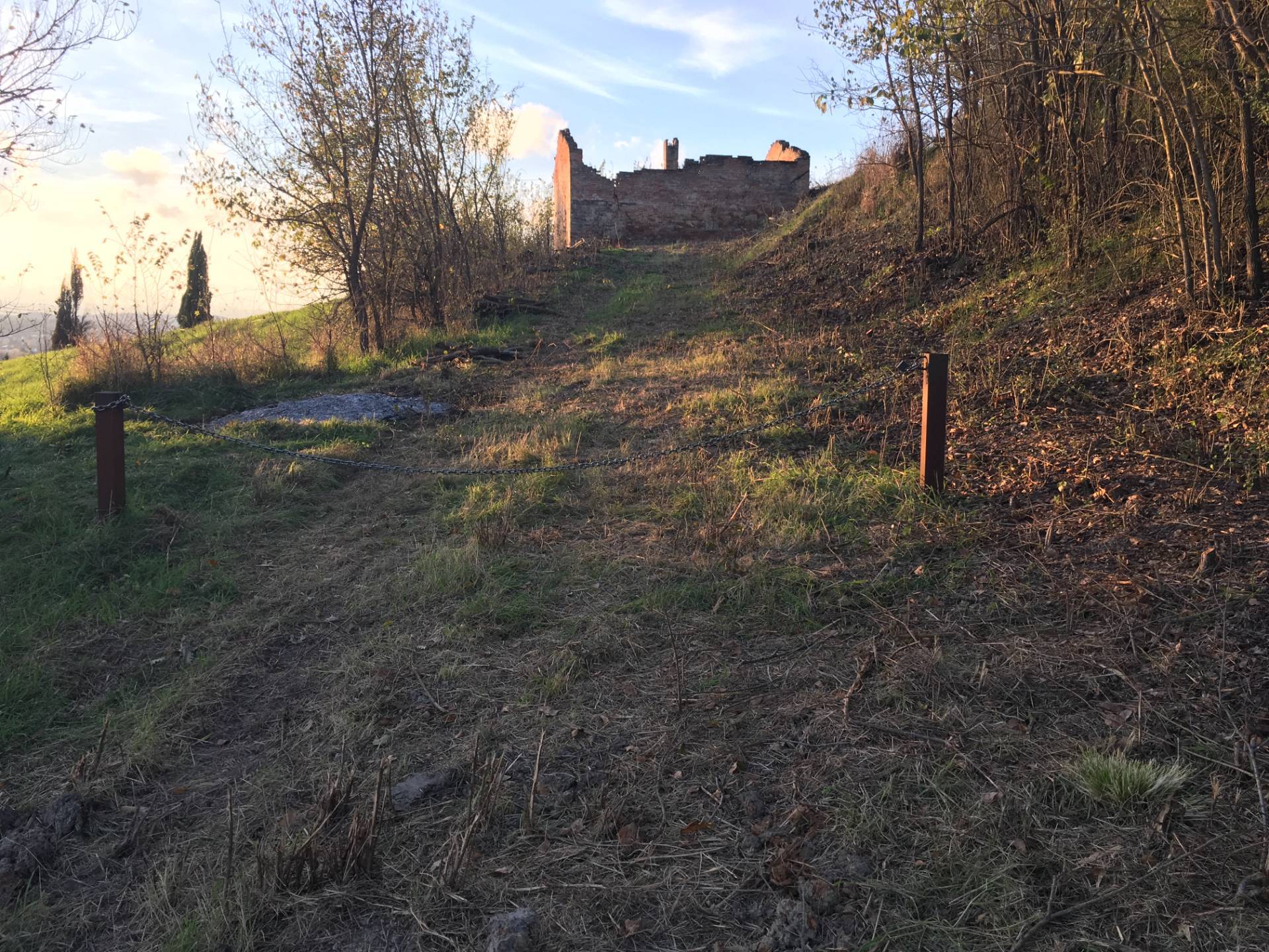 Casale in vendita a Monteroni d'Arbia