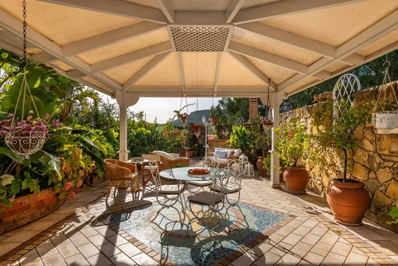 Casa indipendente in vendita a Narcao