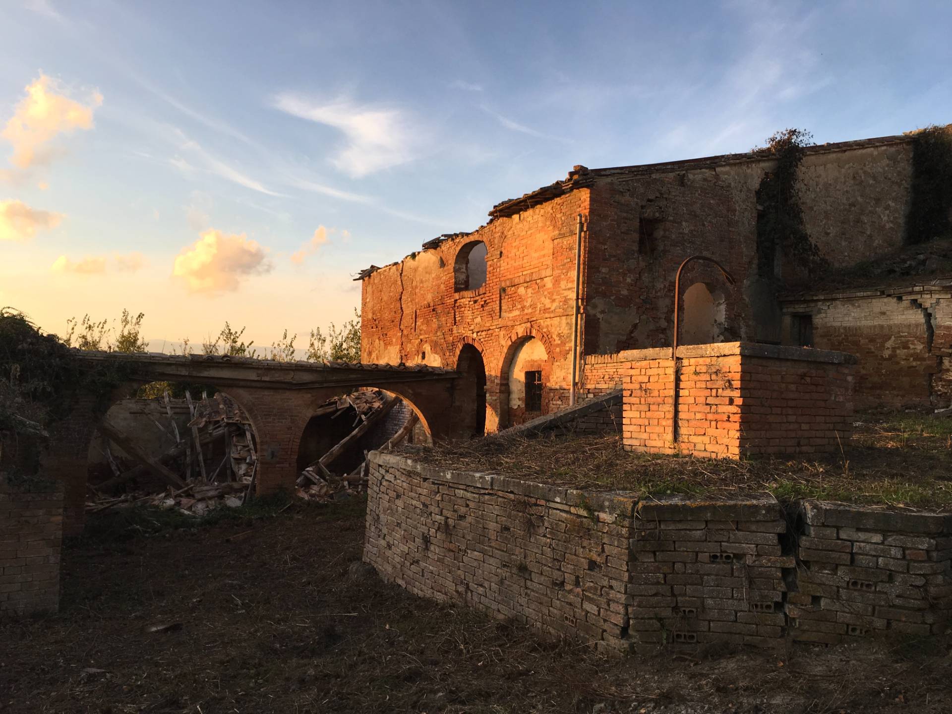 Rustico in vendita a Monteroni d'Arbia