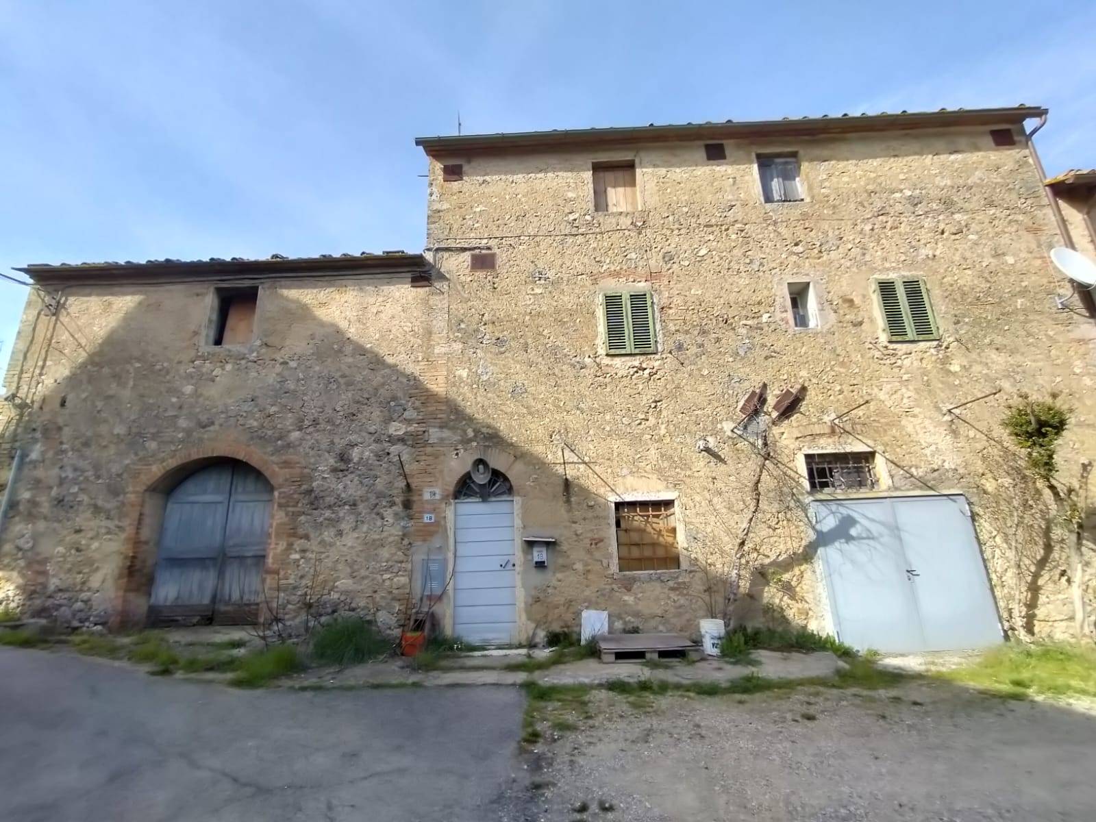 Rustico in vendita a Monteriggioni, Badesse