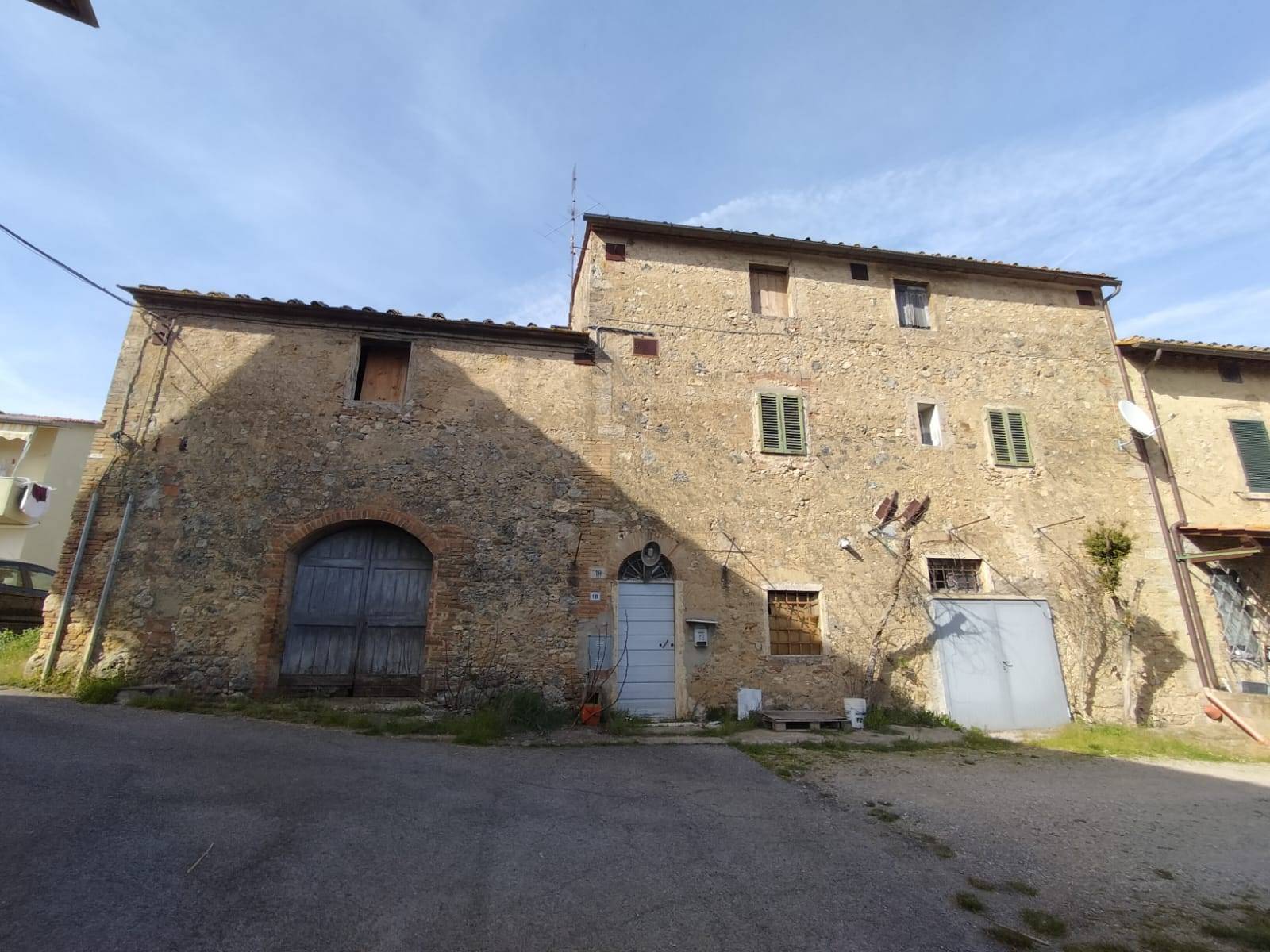 Rustico in vendita a Monteriggioni, Badesse