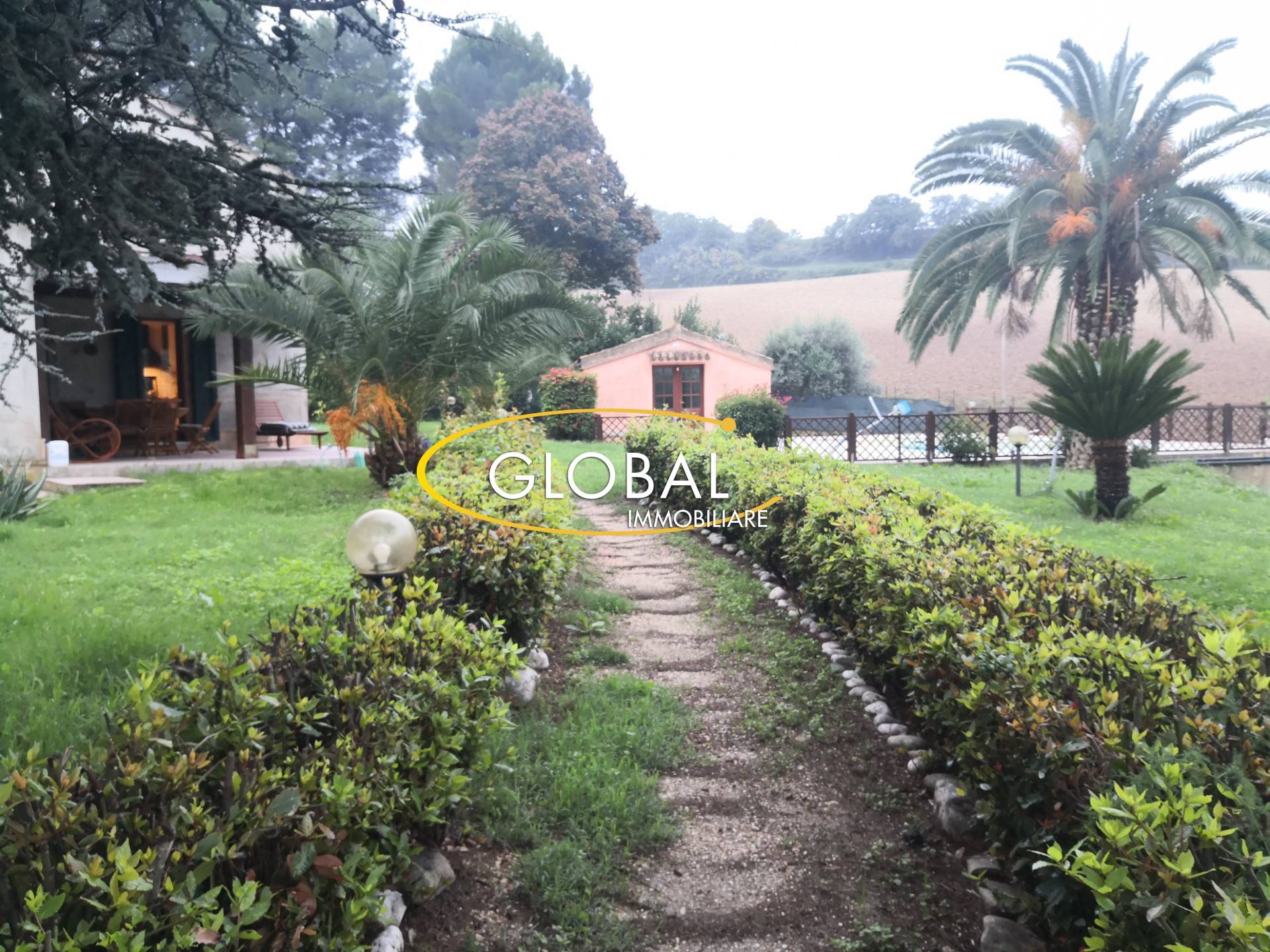 Villa in affitto a Camerano, San Germano