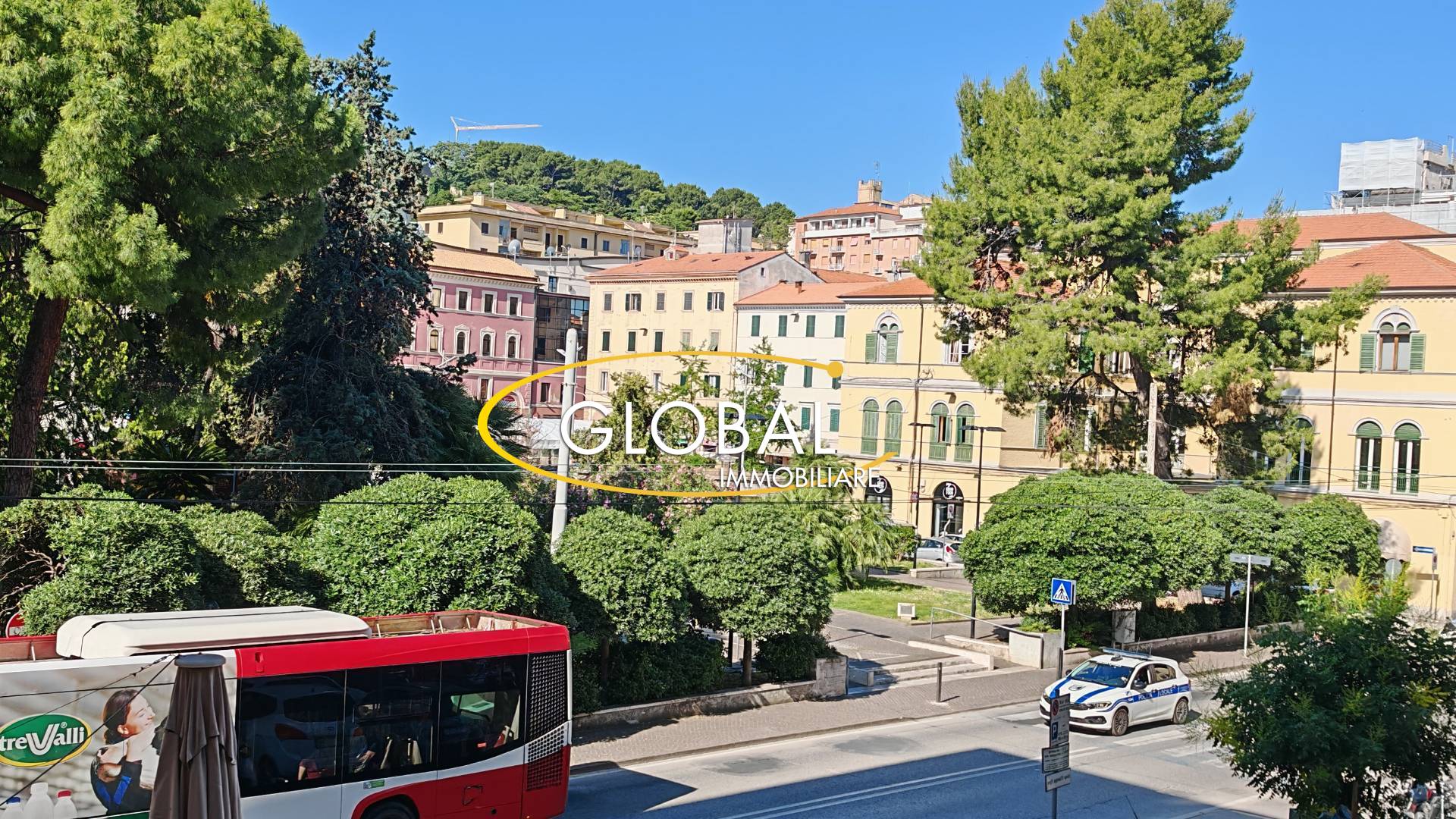 Appartamento in vendita a Ancona, Centro storico