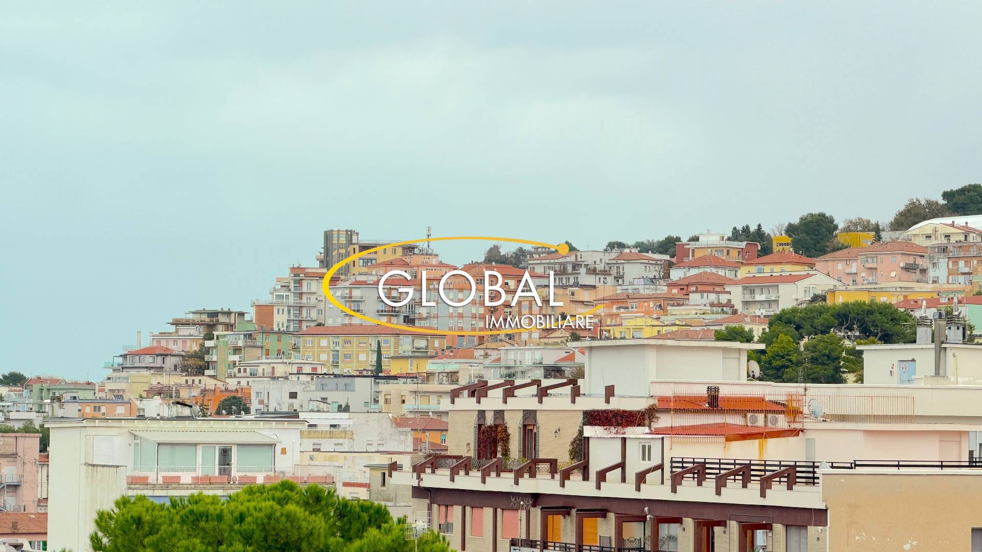 Appartamento in vendita a Ancona, Q. Adriatico